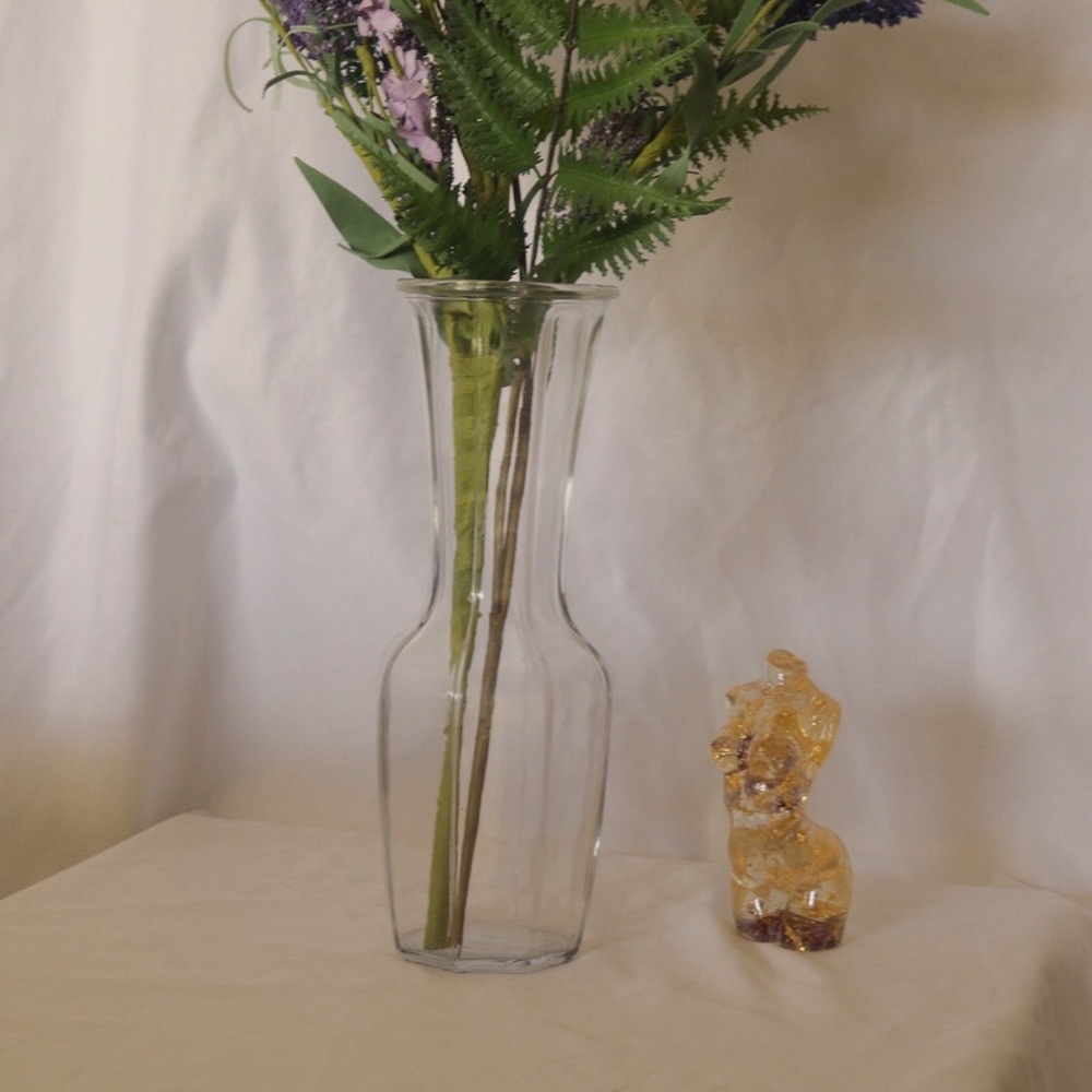 Glass vase